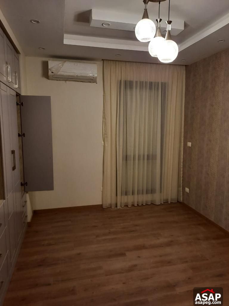 Duplex with Garden for Rent in Eastown Sodic