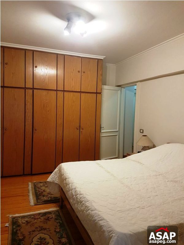 Apartment with Terrace for Sale in Garden City