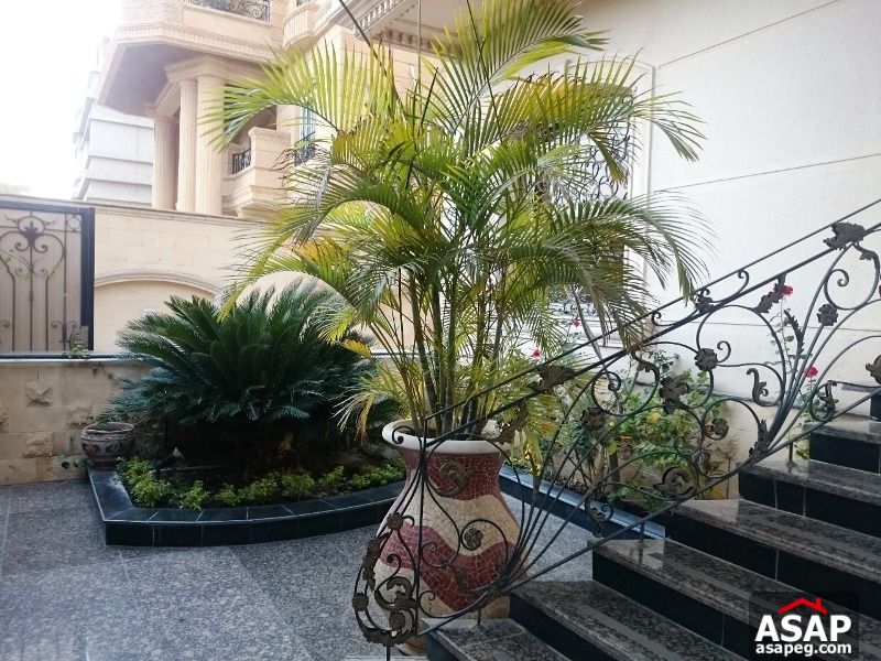 Duplex with Pool for Rent in West Golf