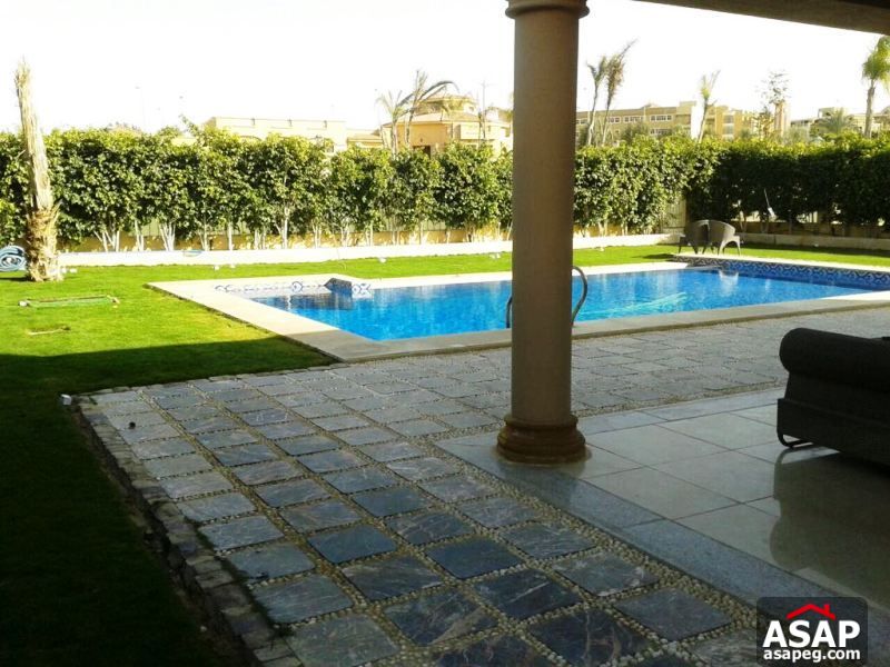 Stand Alone with Pool for Rent in the Villa