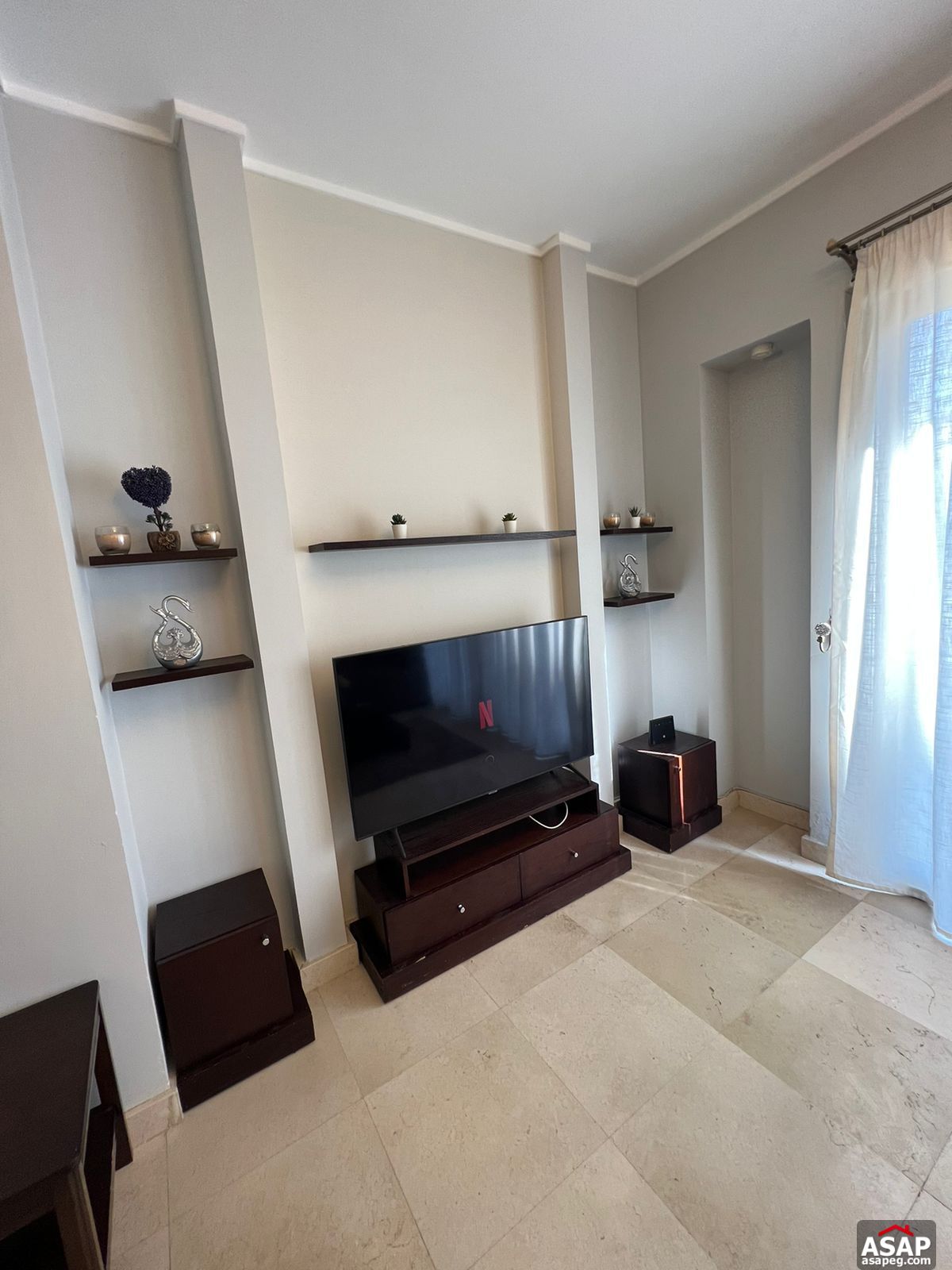 Furnished Studio for Rent in Village Gate Furnished Studio for Rent in Village Gate