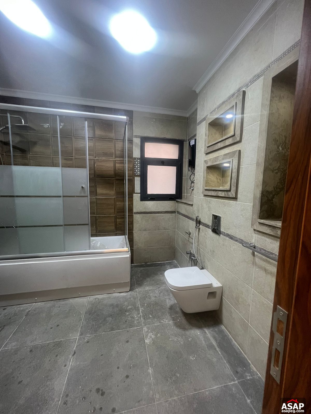 Rent Apartment in Eastown Compound Rent Apartment in Eastown Compound