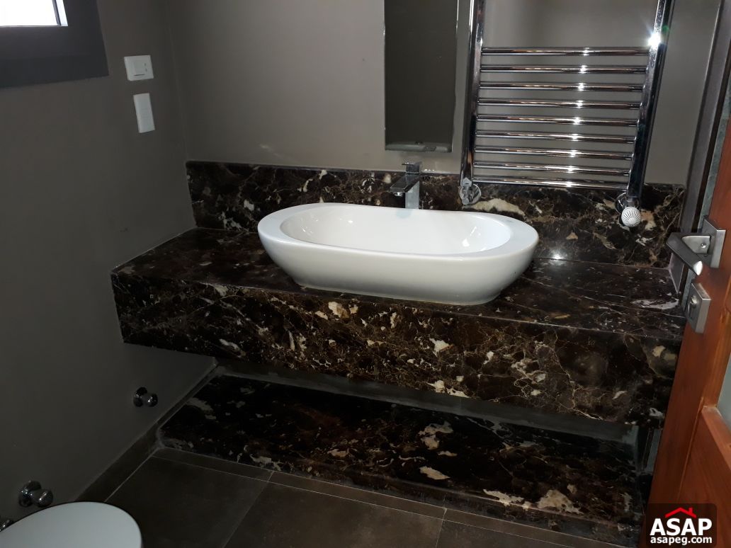 Twin House with Garden for Rent in Allegria