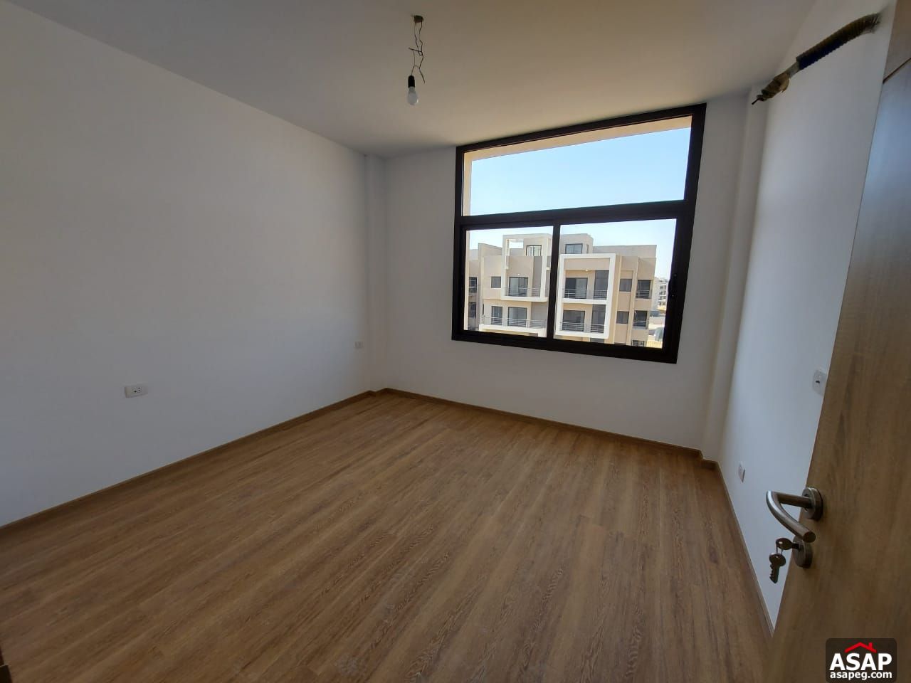 Penthouse for Rent in 5th Square