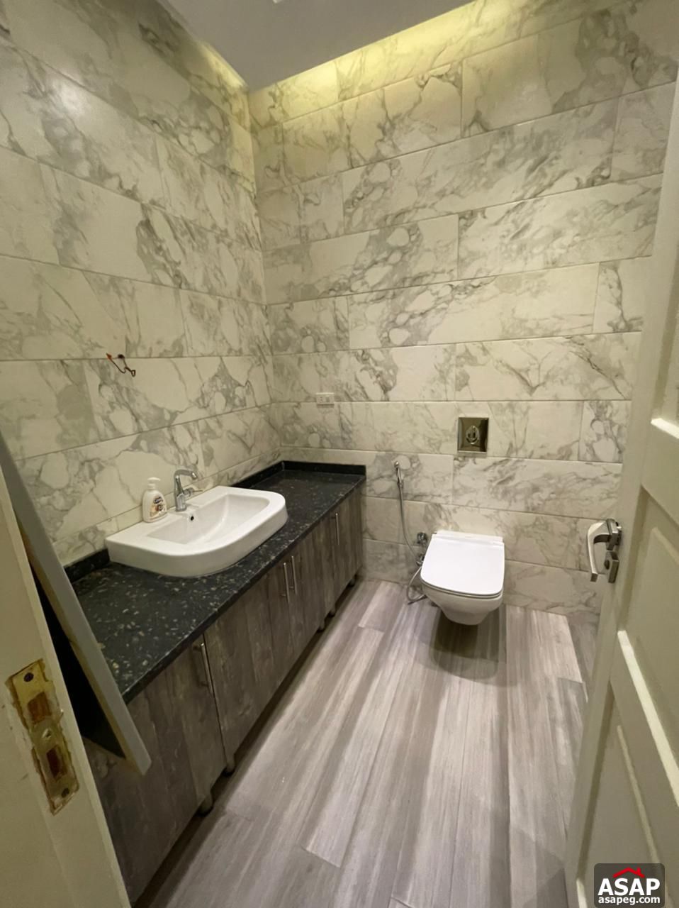 Furnished Apartment for Rent in Village Gate Furnished Apartment for Rent in Village Gate