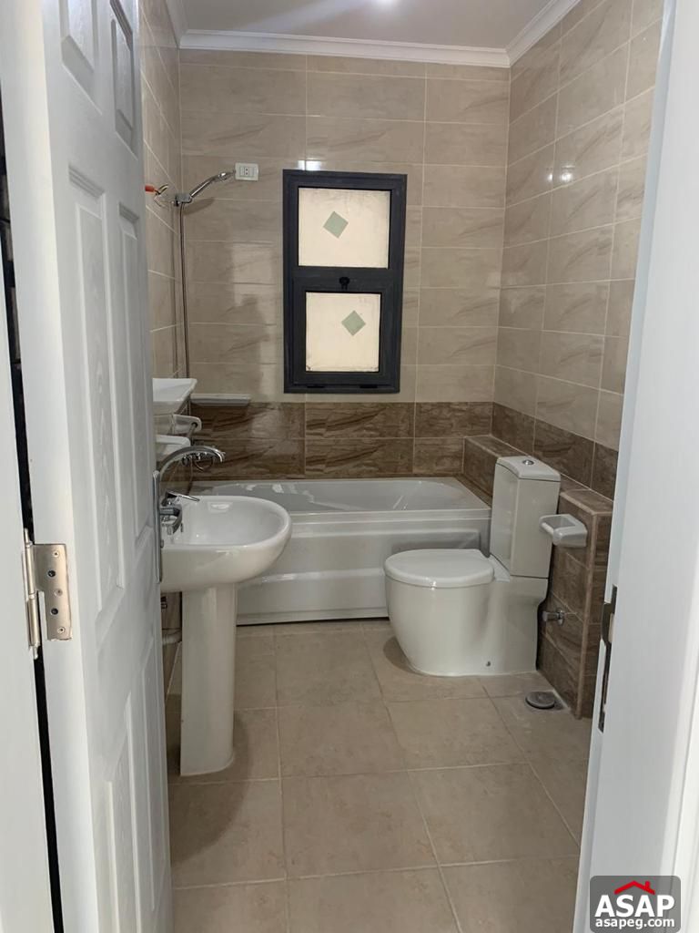 Ground Floor for Sale in Eas.town Sodic