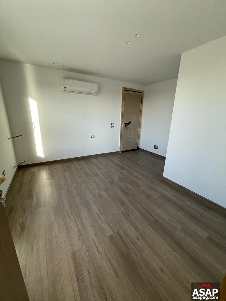 Triplex for Rent in Eastown Compound