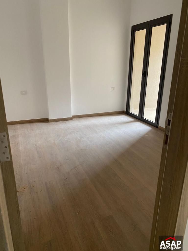 Apartment for Rent in Marasem Compound
