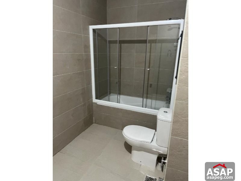 Ground Floor for Sale in Fifth Square