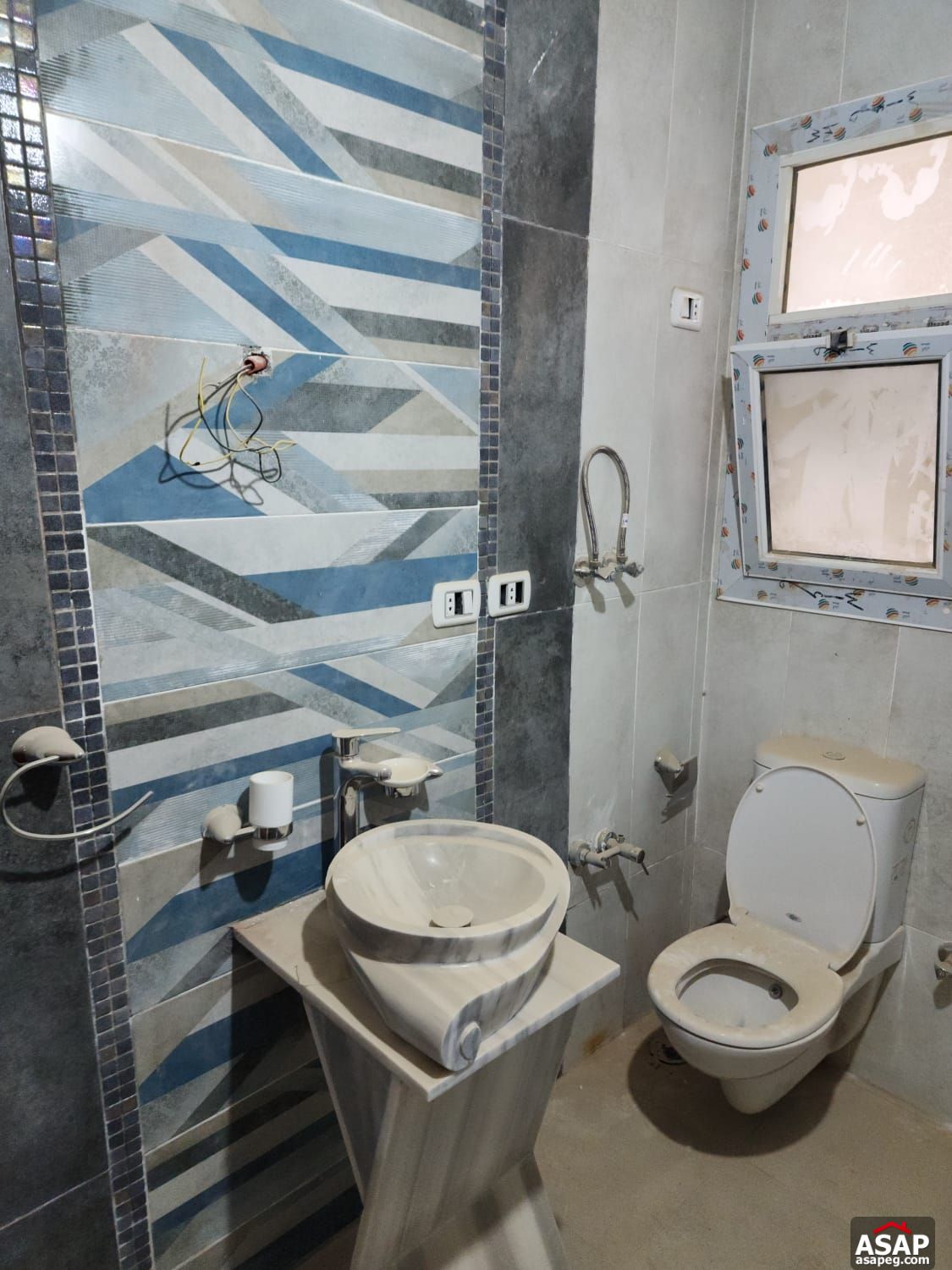 Apartment for Sale in Hyde Park Compound