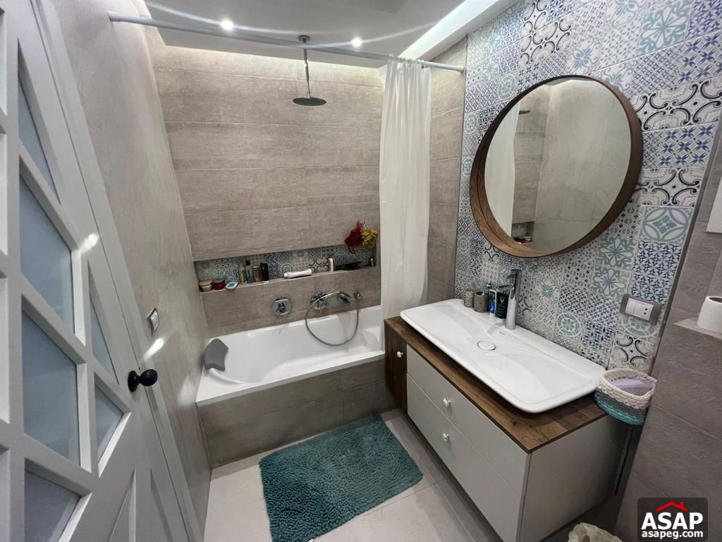 Duplex with Garden for Rent Eastown Duplex with Garden for Rent Eastown