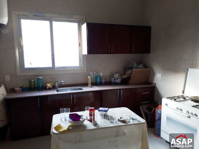 Villa for Rent in Sheikh Zayed