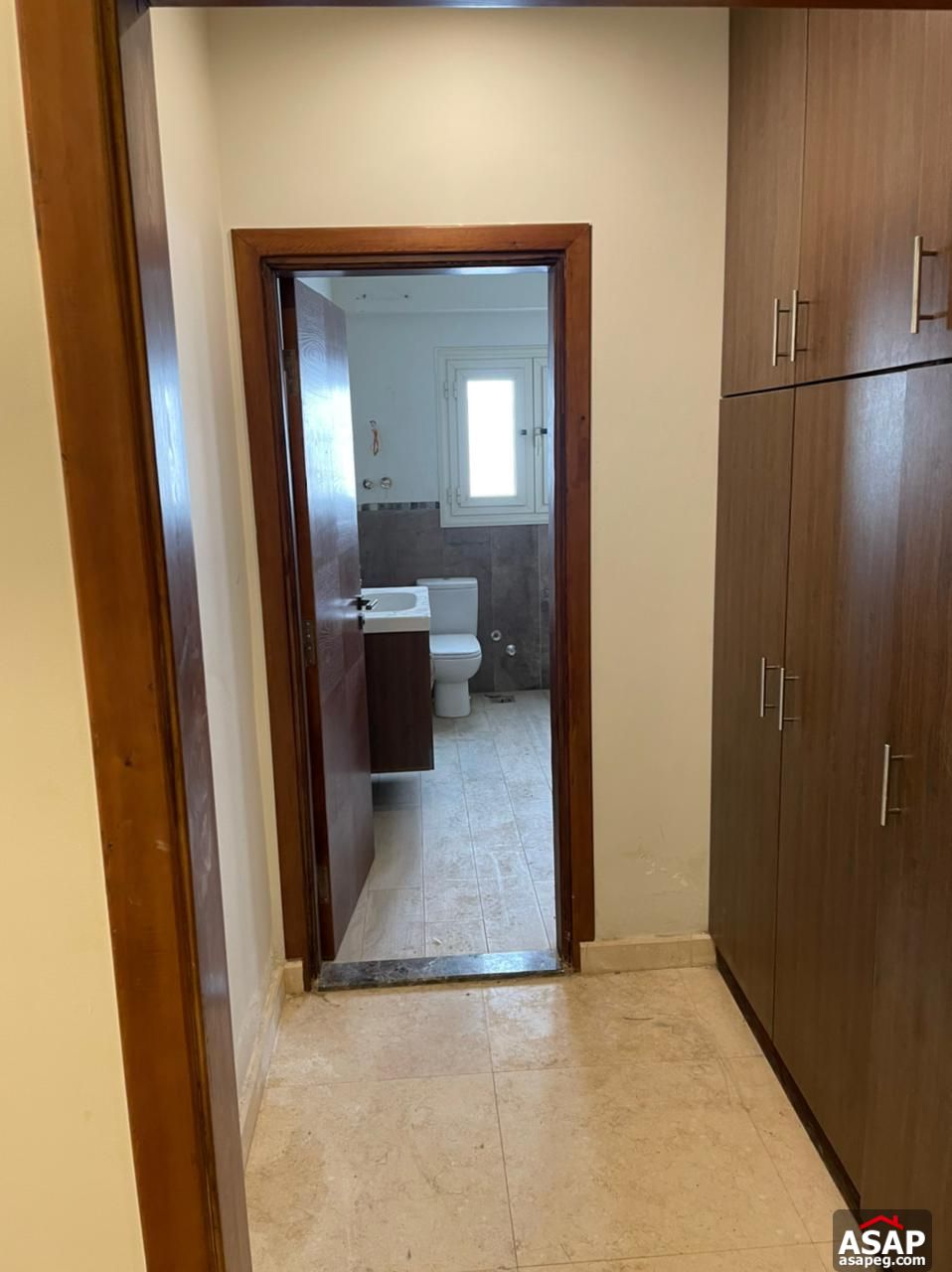 Finished Duplex for Sale in West Golf Finished Duplex for Sale in West Golf