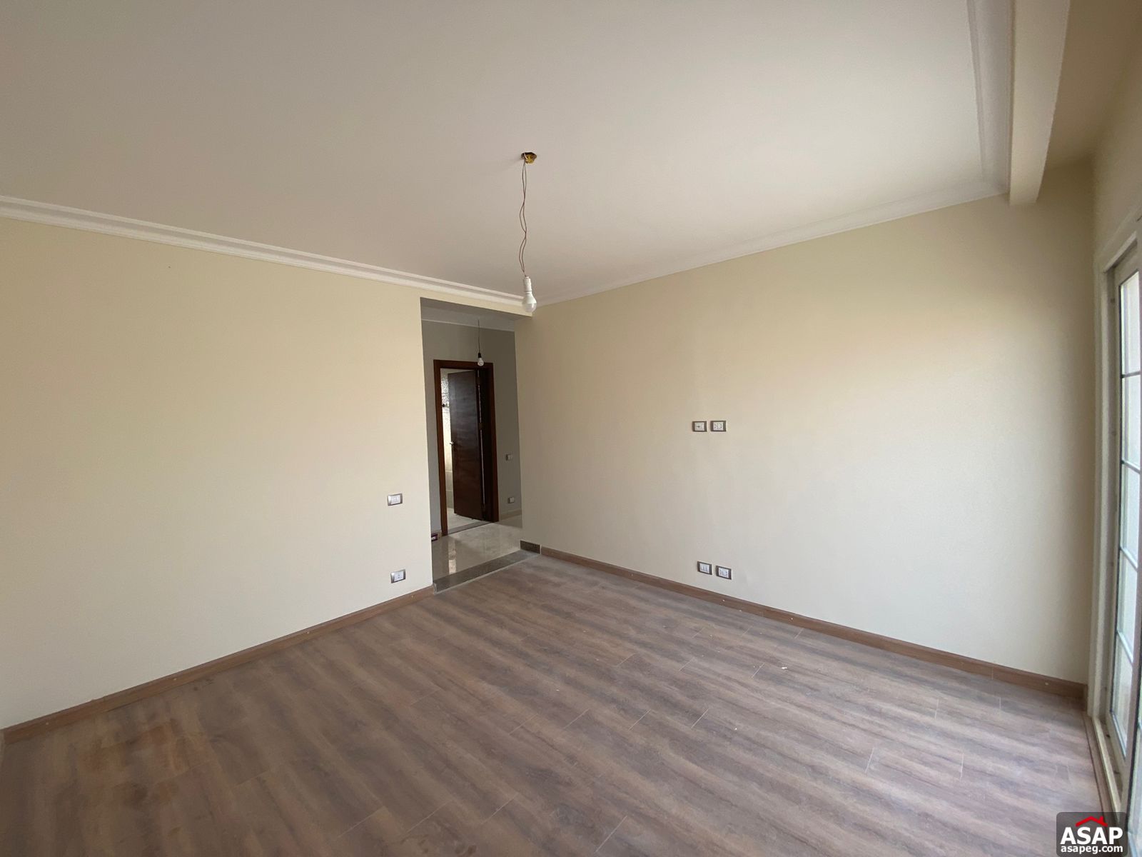 Penthouse with Lake View for Sale in Regents Park Penthouse with Lake View for Sale in Regents Park