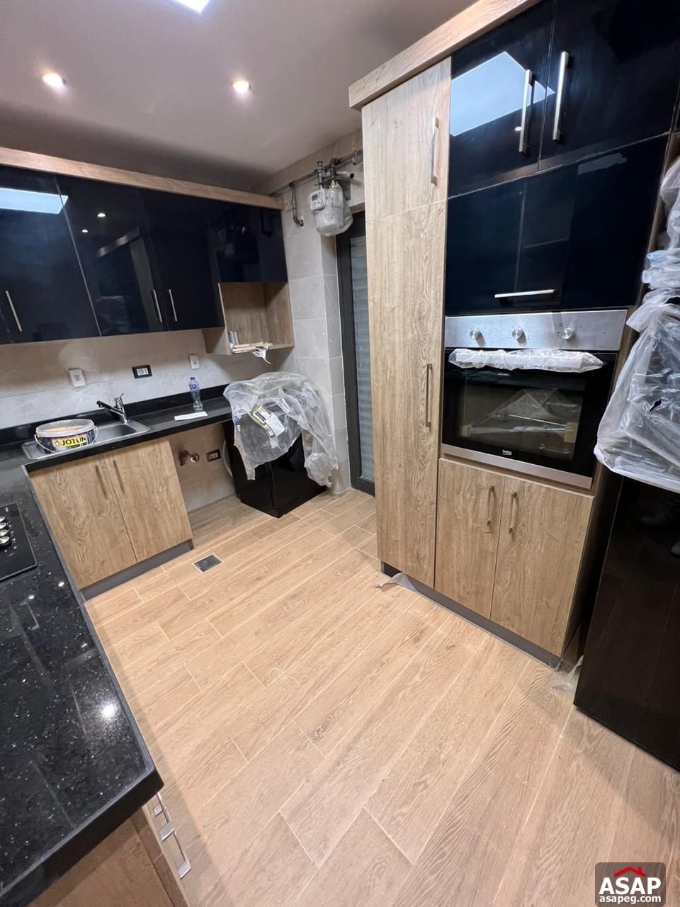 Ground Floor with Pool in Lake View Residence Ground Floor with Pool in Lake View Residence