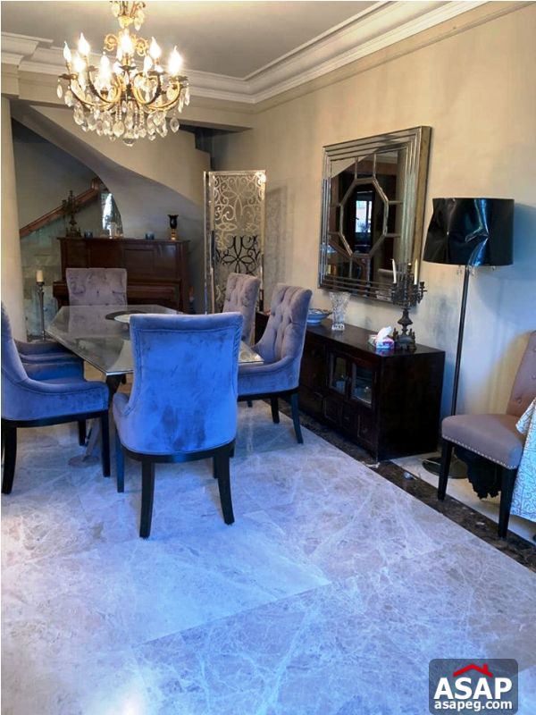 Town House with Pool for Rent in Bellagio