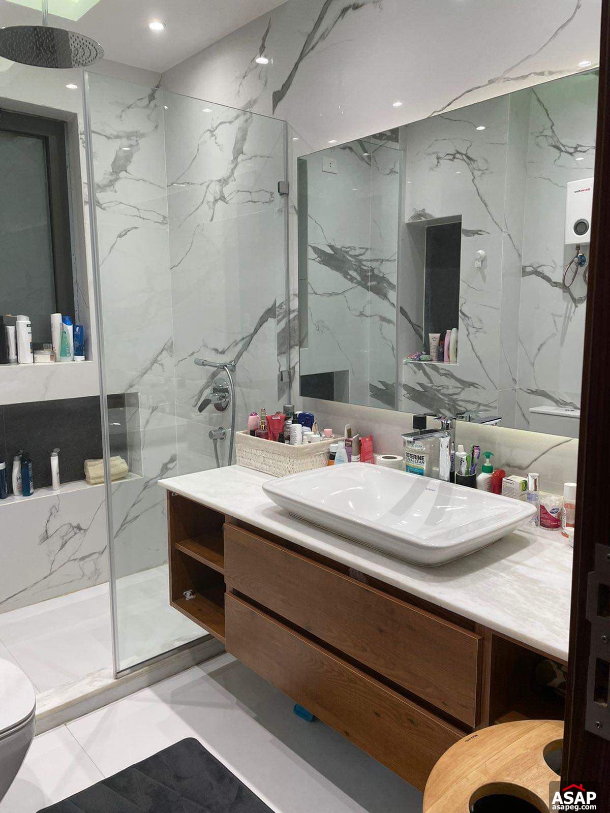 Amazing Apartment for Sale in Lake View Residence