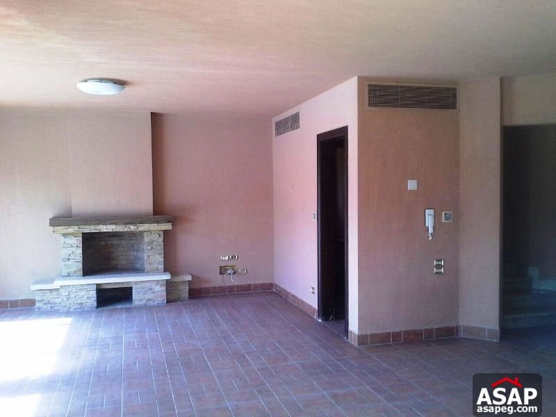 Villa for Sale in Lake View Villa for Sale in Lake View