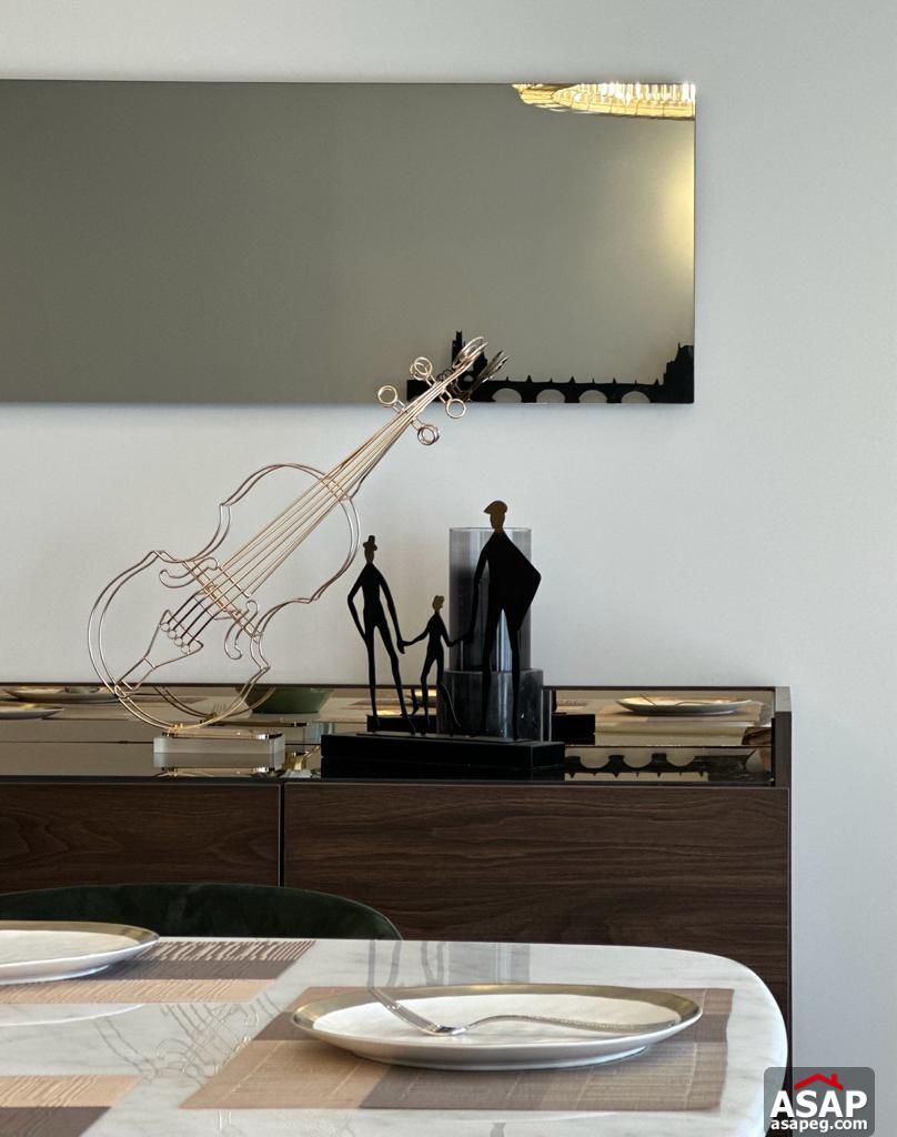 Furnished Apartment for Rent in Eastown Furnished Apartment for Rent in Eastown