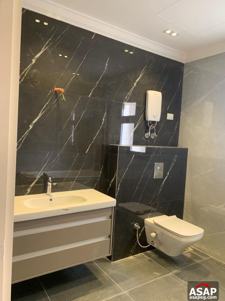 Amazing Villa for Rent in Mivida Compound