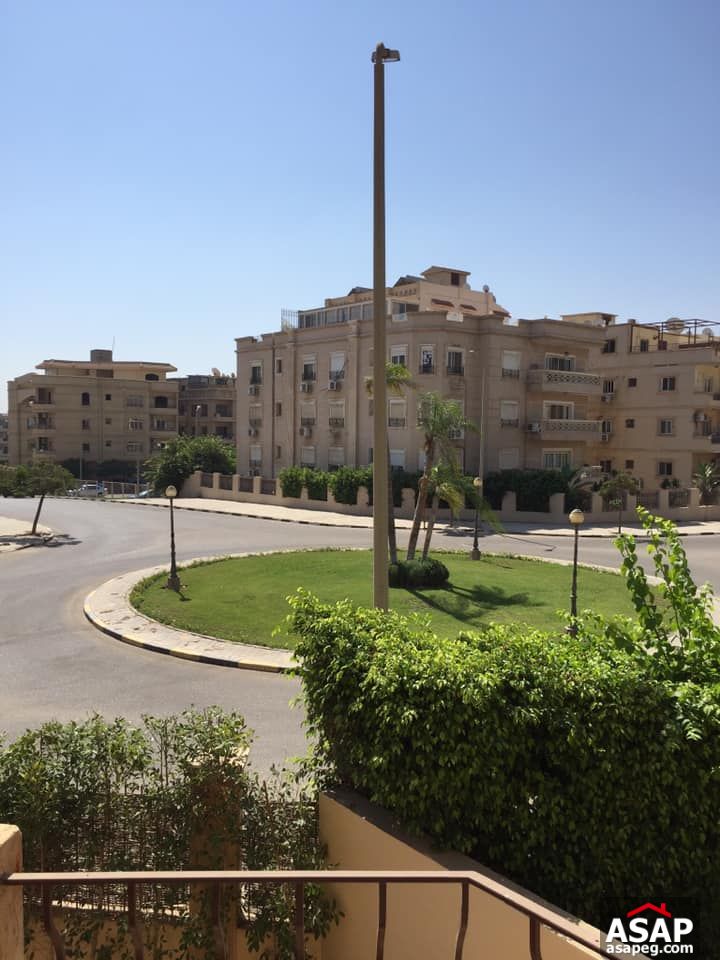 Duplex for Rent in Beverly Hills - Sheikh Zayed