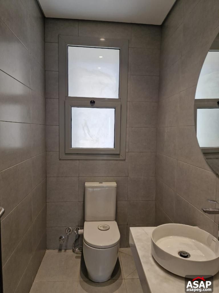 Apartment in Village Gate Palm Hills Apartment in Village Gate Palm Hills