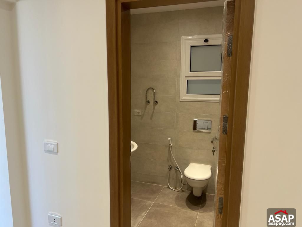 Apartment with Park View for Rent in Mountain View I City Apartment with Park View for Rent in Mountain View I City