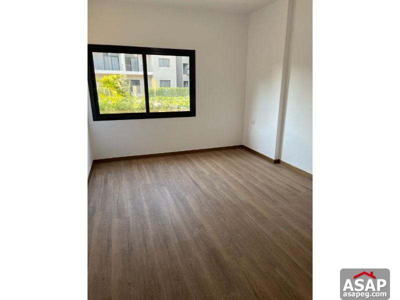 Ground Floor for Sale in Fifth Square