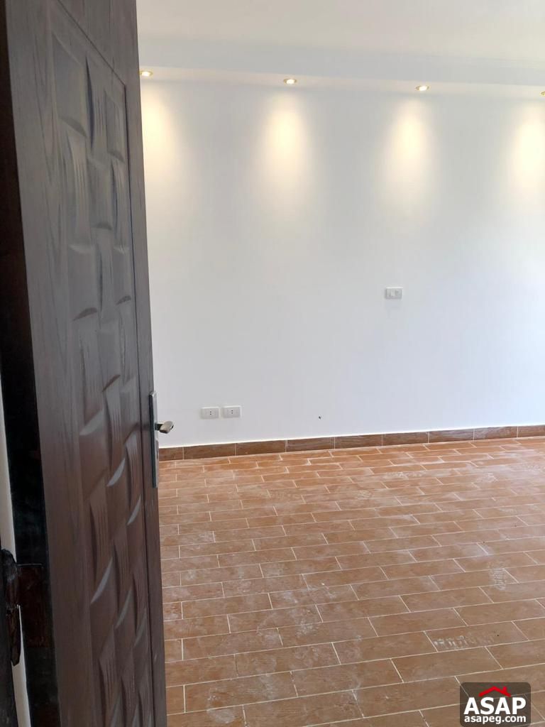 Semi Furnished Apartment for Rent in Eastown Semi Furnished Apartment for Rent in Eastown