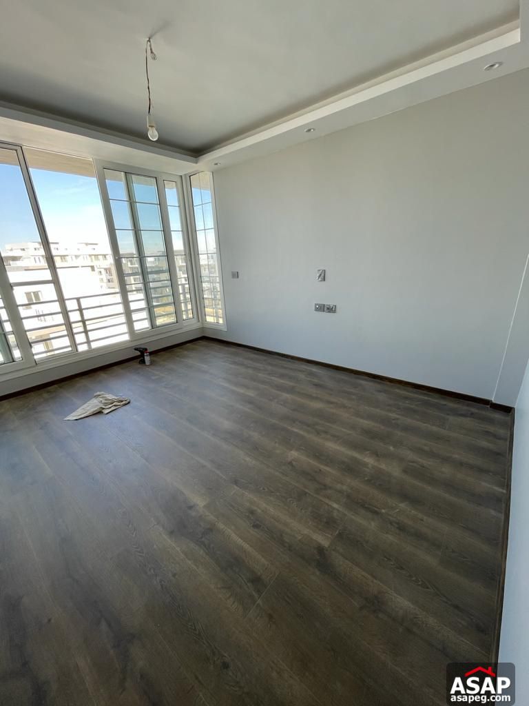 Finished Apartment for Sale in Hyde Park Finished Apartment for Sale in Hyde Park