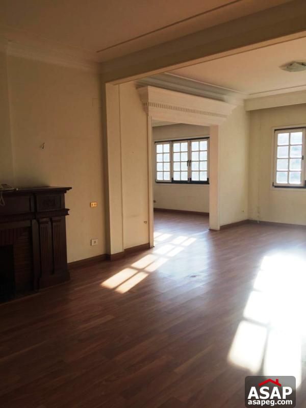 Flat with Nile View in Zamalek
