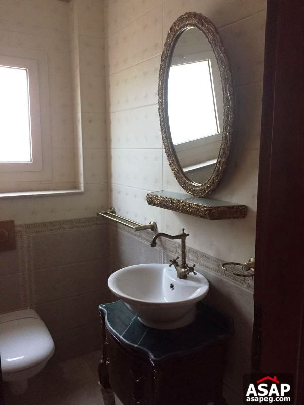 Villa for Rent in 6 October with a nice garden