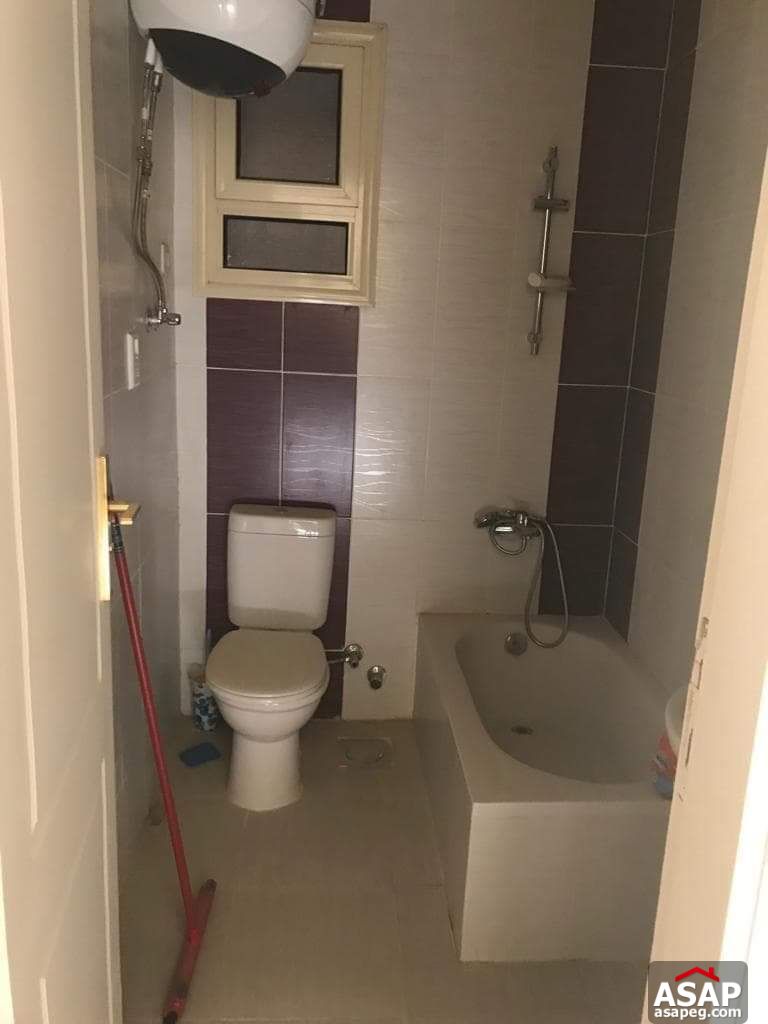 Chalet Furnished for sale in La Sirena red carpet