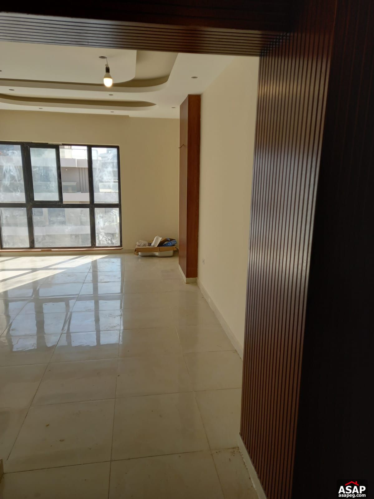 Fully-Finished Apartment in Villette Fully-Finished Apartment in Villette