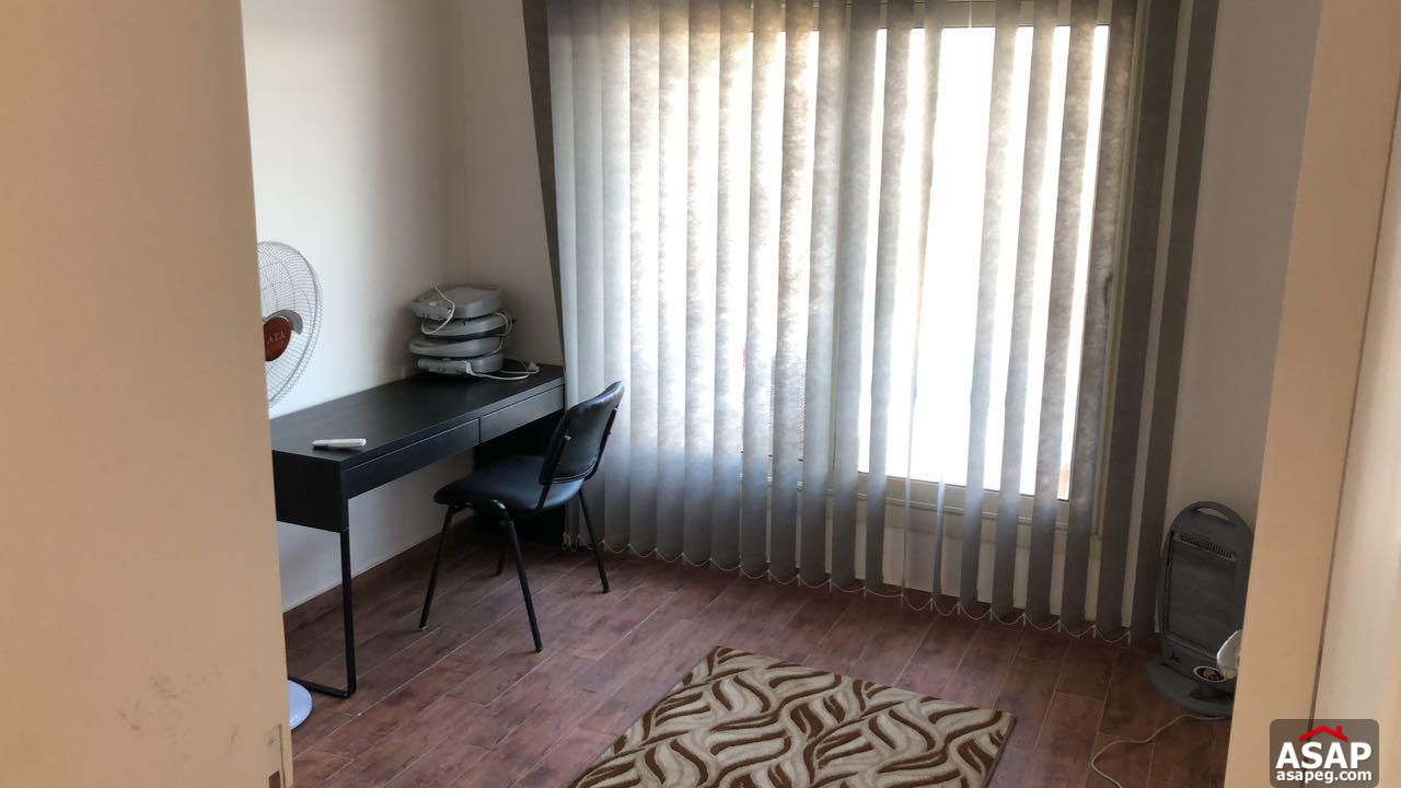 Penthouse for Sale in the Village Palm Hills Penthouse for Sale in the Village Palm Hills