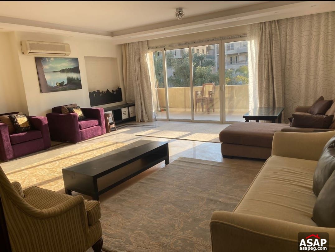 Furnished Flat for Rent in the Square