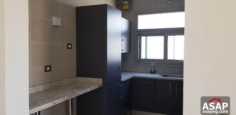 Studio for Rent in the Village Palm Hills Studio for Rent in the Village Palm Hills