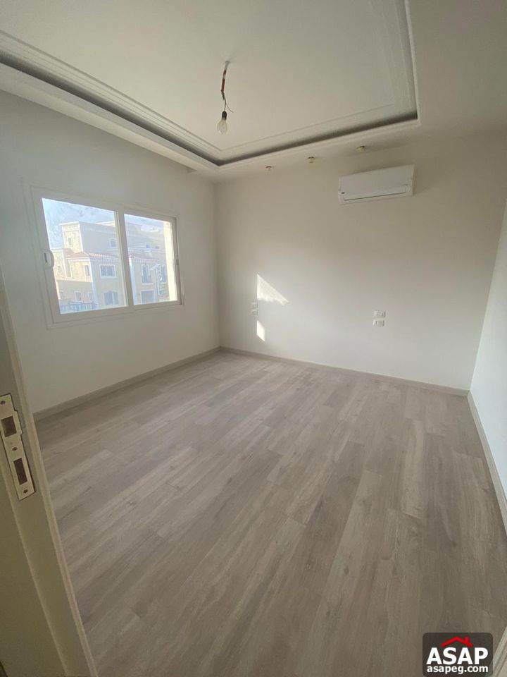 Twin House for Rent in Mivida Emaar