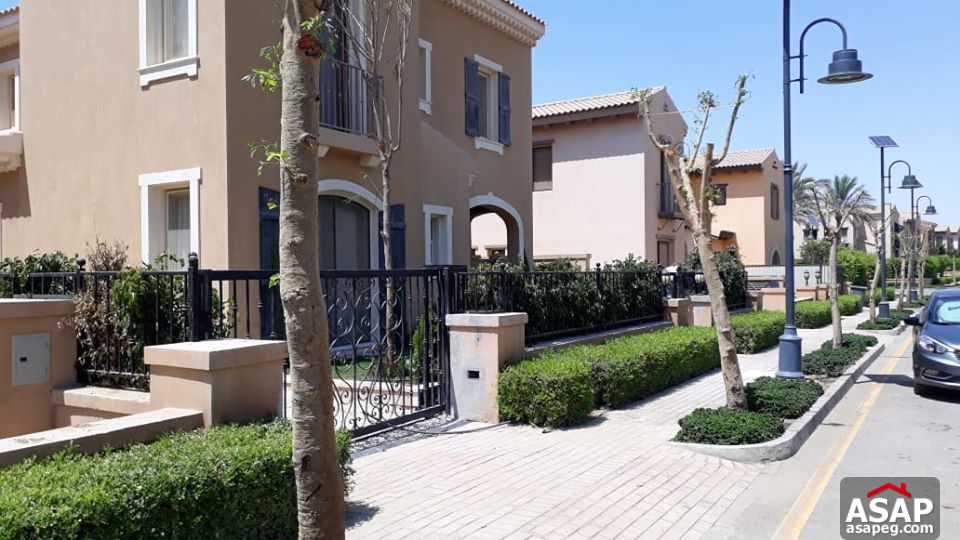 Villa for Rent in New Cairo compounds - Mivida