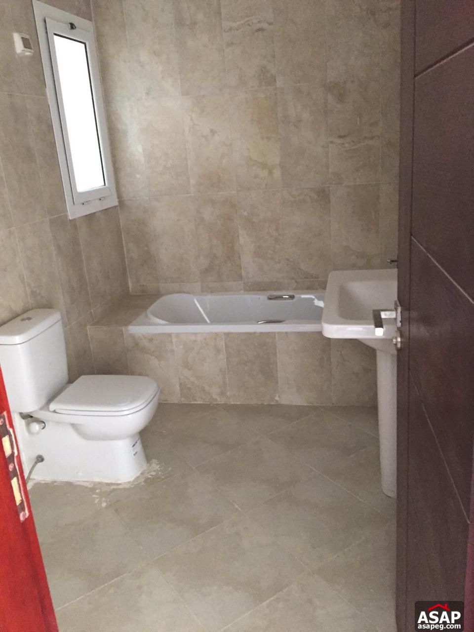 for Sale Apartment in Hyde Park