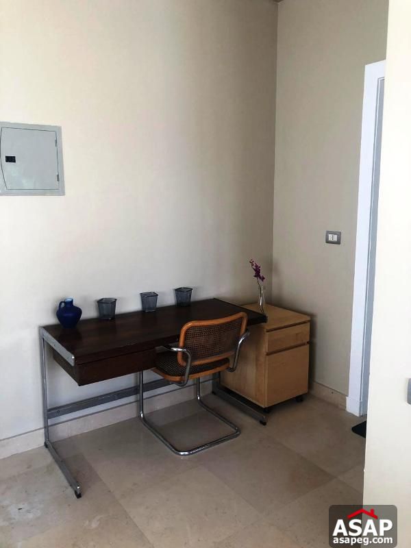 Penthouse for Rent in the Village Palm Hills