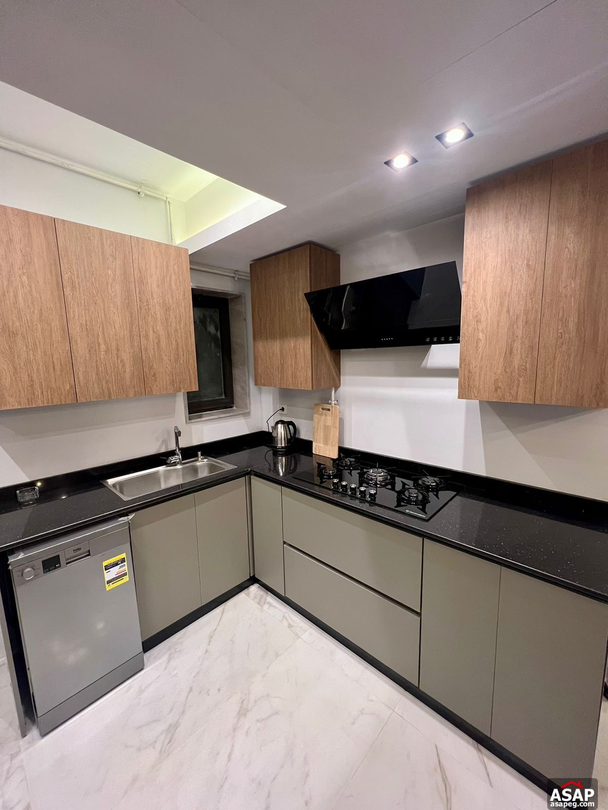 Fully Finished Apartment for Sale in Lake View Residence