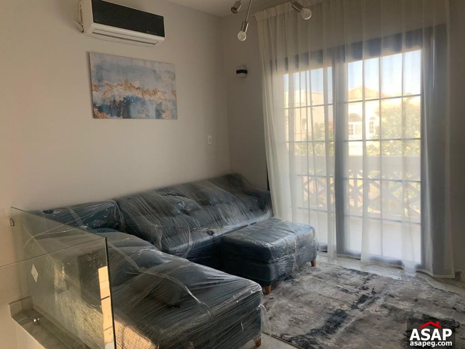 Villa with Pool for Rent in Hyde Park Villa with Pool for Rent in Hyde Park