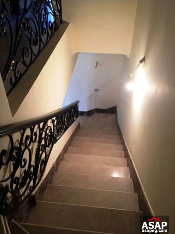 I Villa for Rent in Mountain View