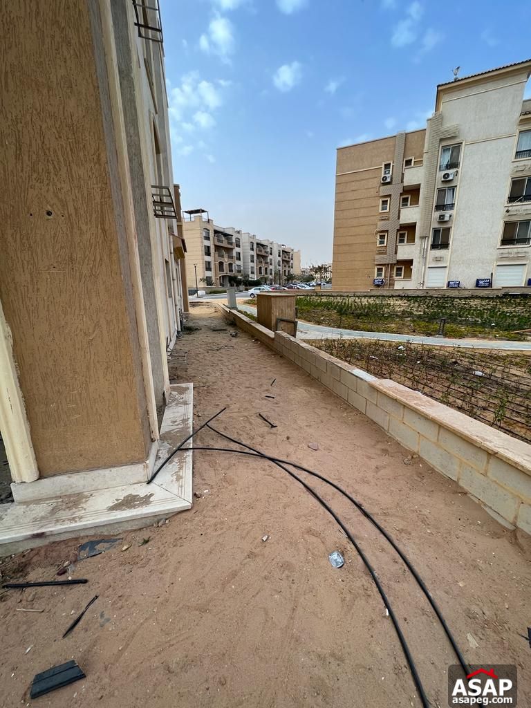 Ground Floor for Sale in Stone Residence