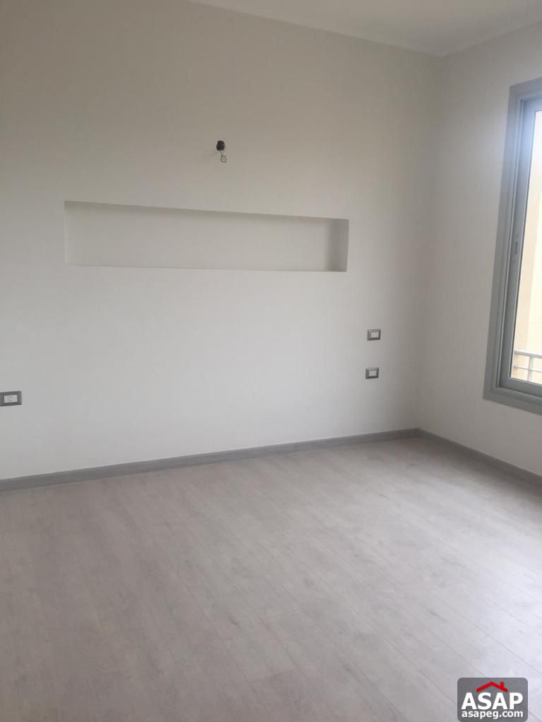 Penthouse for Rent in Village Gate