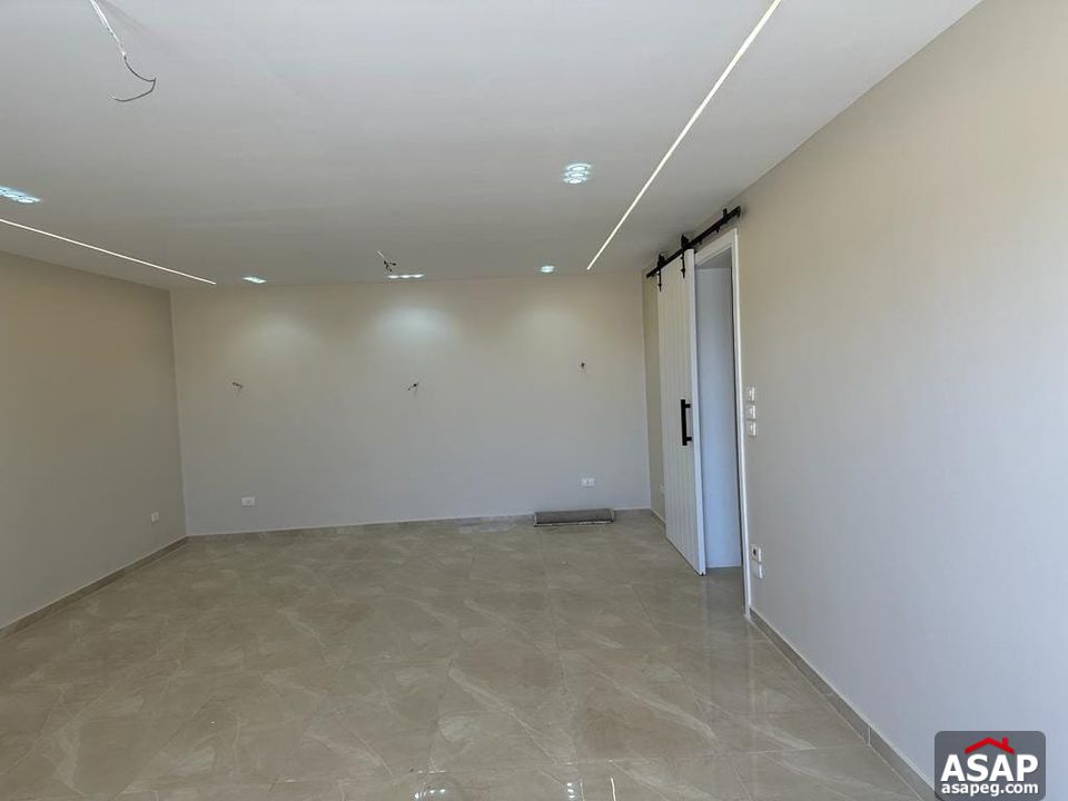 Apartment for Rent in Hyde Park Compound Apartment for Rent in Hyde Park Compound