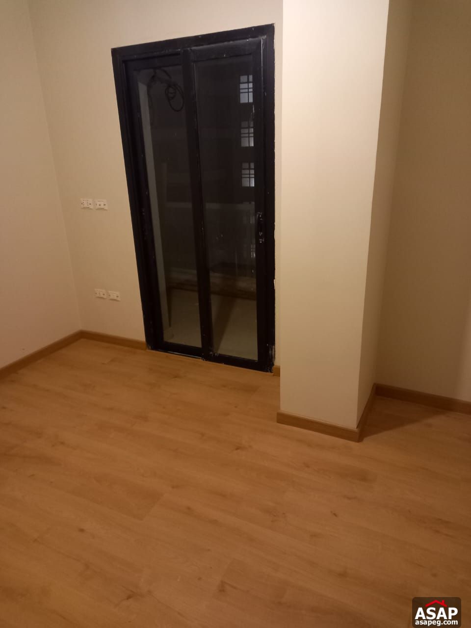 Fully-Finished Apartment in Villette Fully-Finished Apartment in Villette