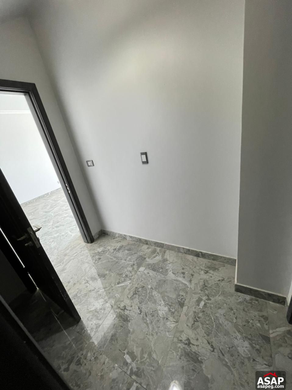 Semi Furnished Apartment for Rent in Eastown Compound Semi Furnished Apartment for Rent in Eastown Compound