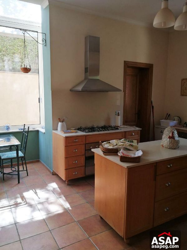 Villa for Rent in City View Villa for Rent in City View